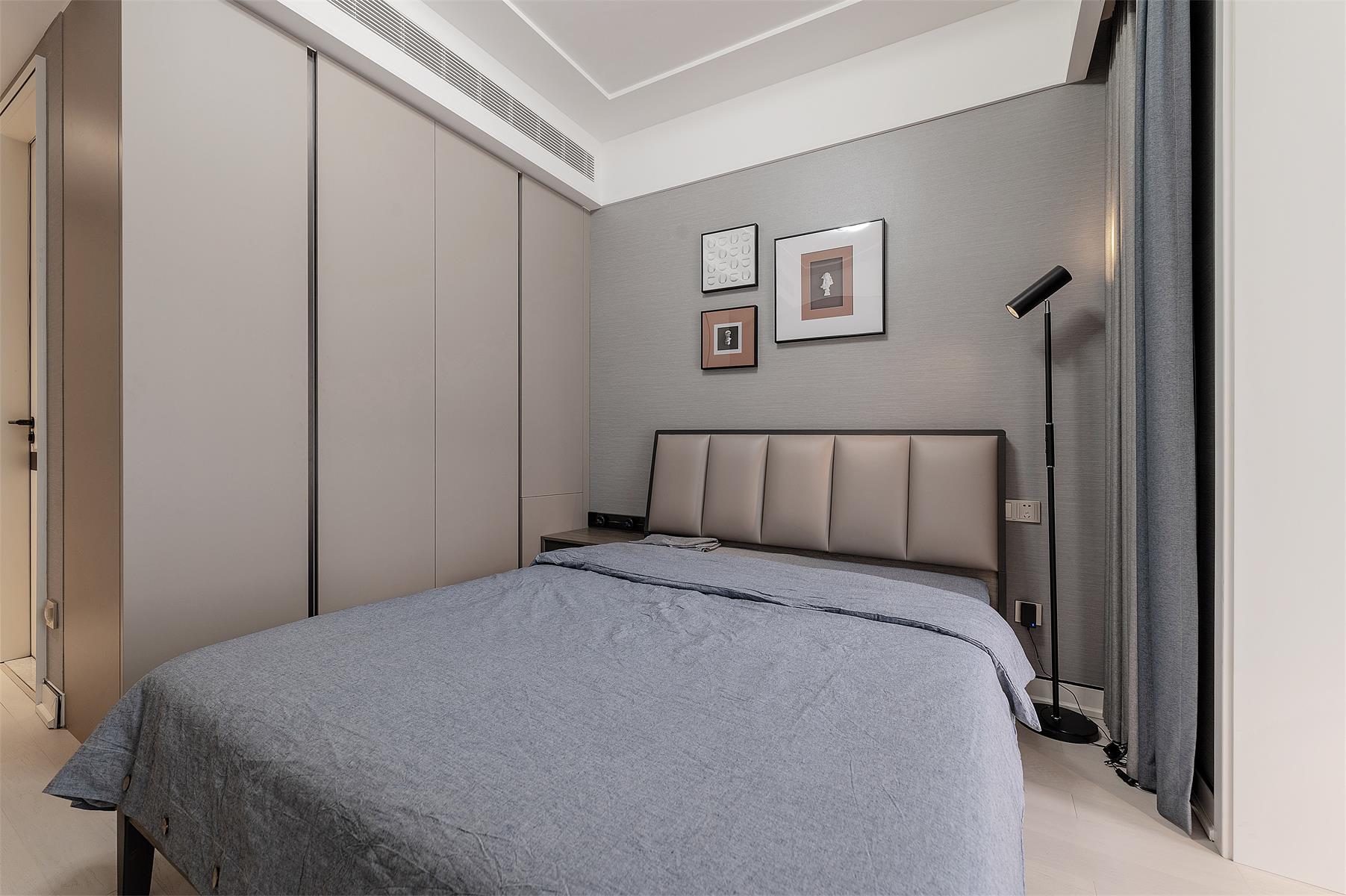 LIN_7307_1.jpg LIN_7307_1.jpg