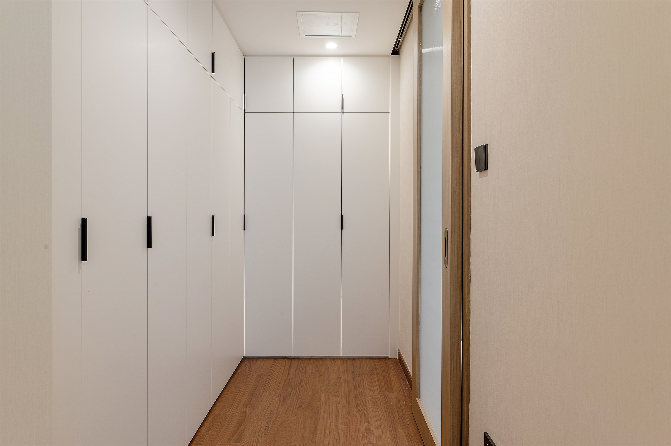 DSC_2064_1.jpg DSC_2064_1.jpg